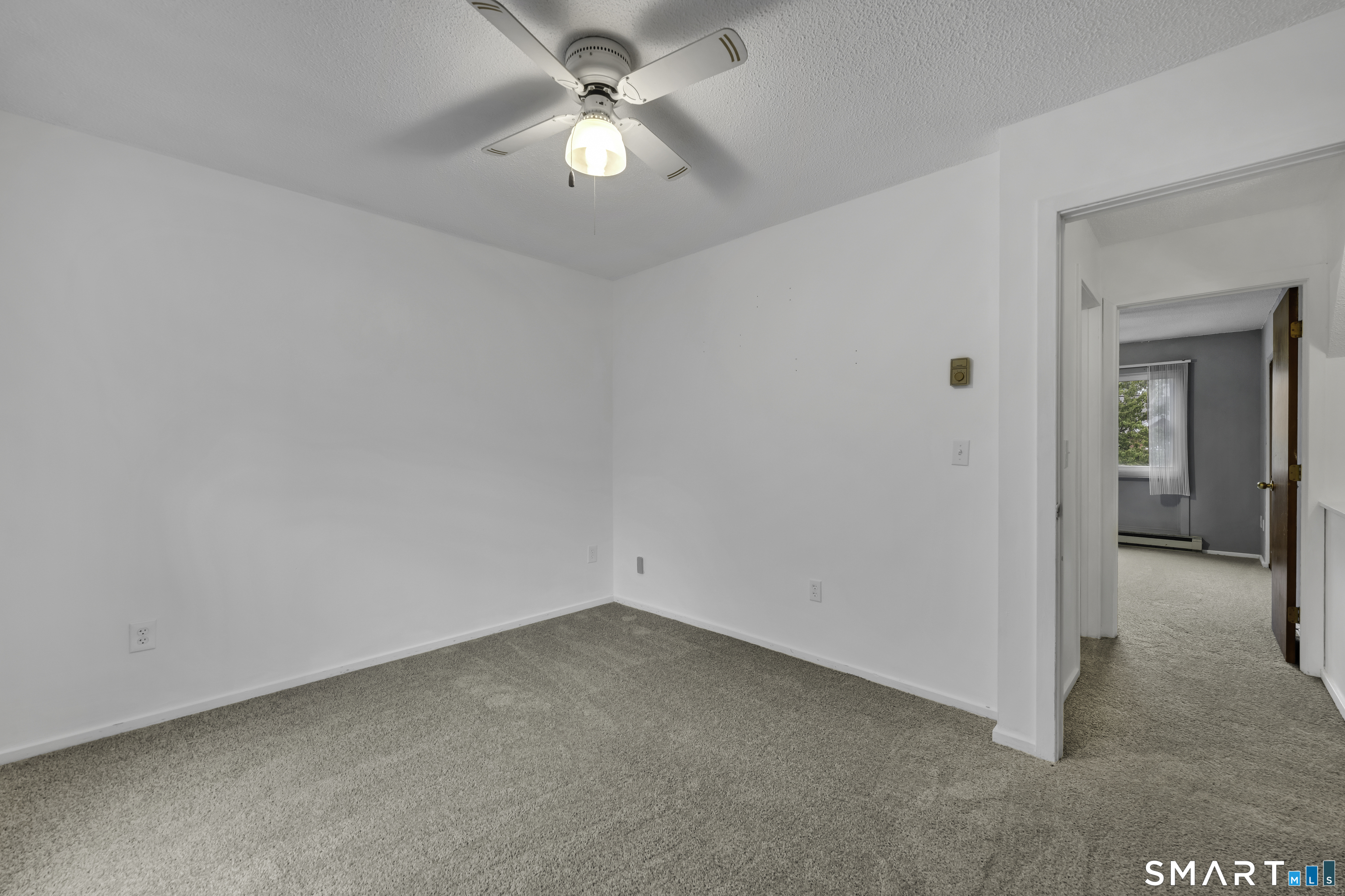 585 Park Road, Unit 91 Waterbury, CT 06708 - Photo 19 of 23