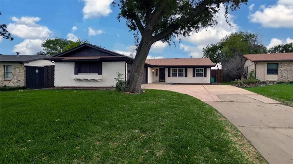$338,900 | 4122 Victoria Street, Irving, TX 75062