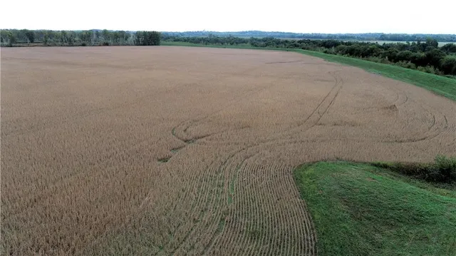 $2,371,500 | 412 Road De Witt Mo 64639, Carrollton, MO 64633