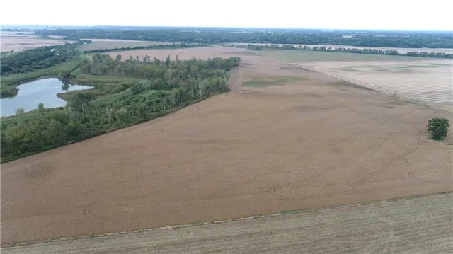 $2,371,500 | 412 Road De Witt Mo 64639, Carrollton, MO 64633