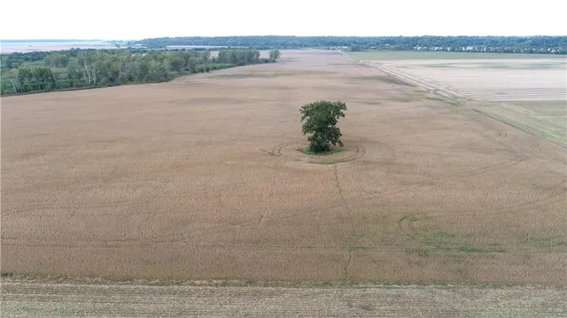 $2,371,500 | 412 Road De Witt Mo 64639, Carrollton, MO 64633