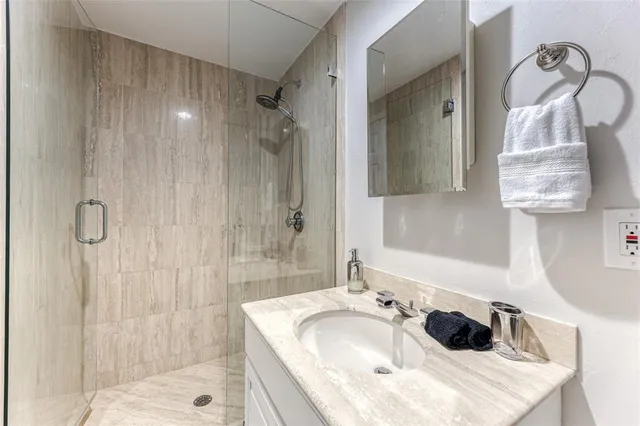 $32,995 | 616 1st Key Drive, Fort Lauderdale, FL 33304