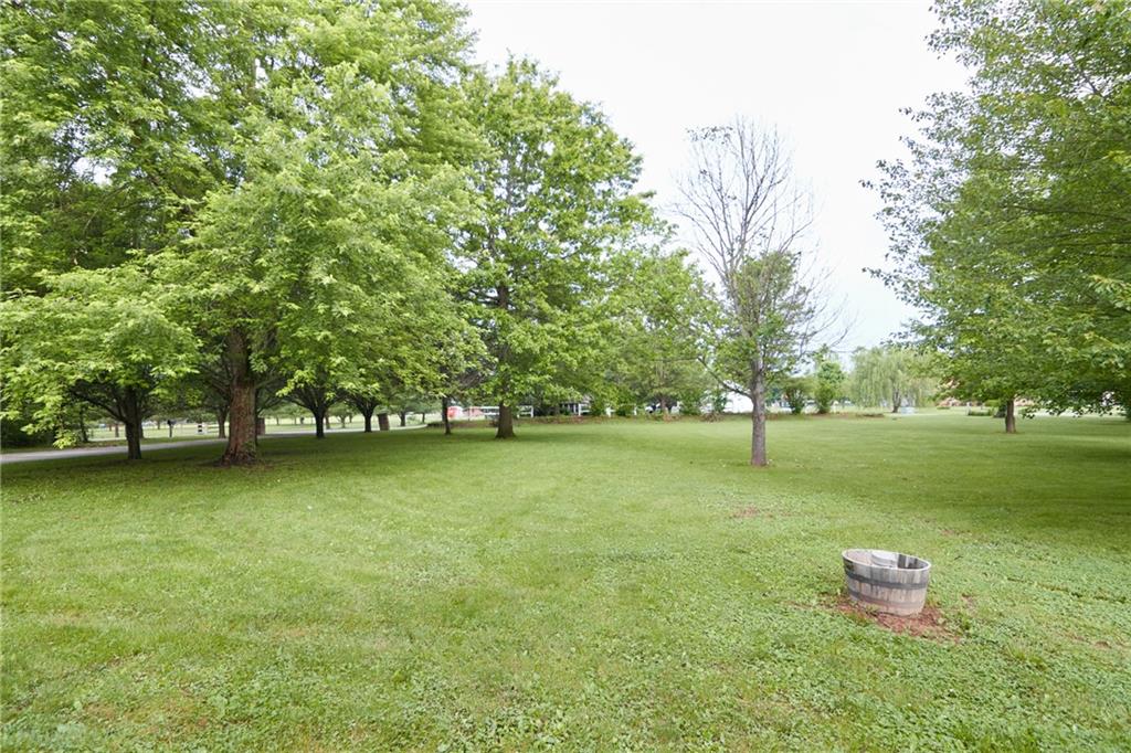 7333 Ridgeway Lane Mooresville, IN 46158 - Photo 3 of 46 Gallery Image 3