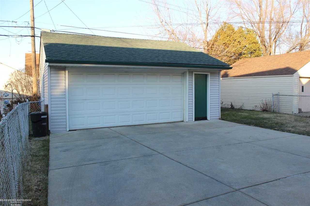 8281 Standard Street Center Line, MI 48015 - Photo 27 of 30