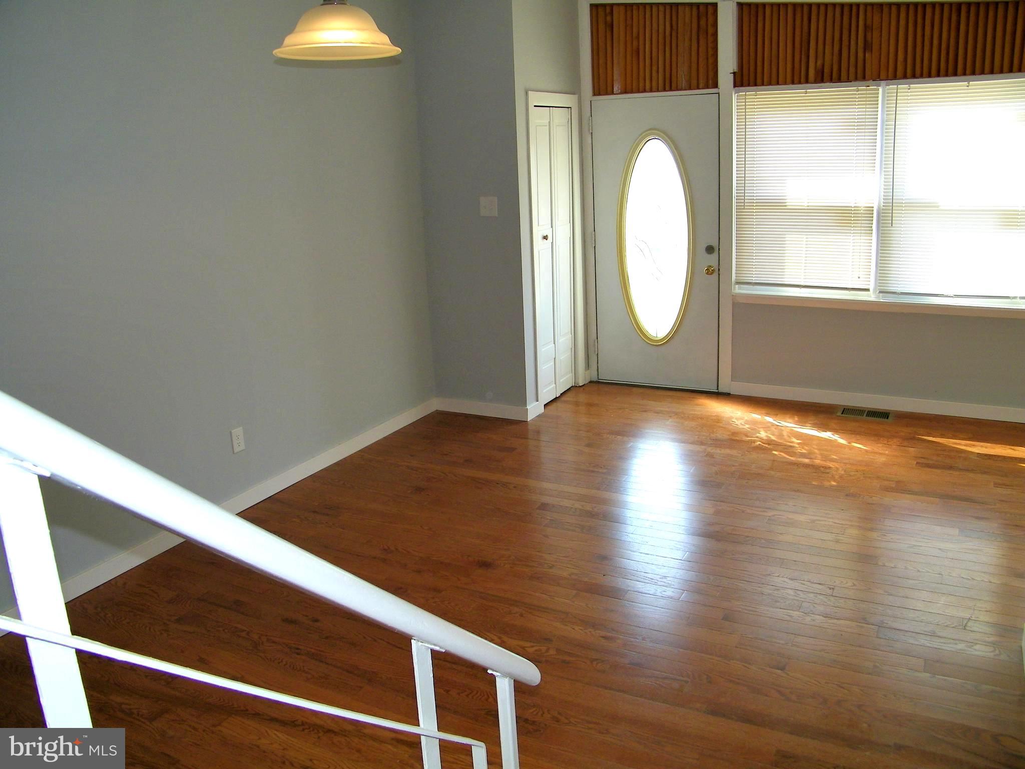 1003 Surrey Road Philadelphia, PA 19115 - Photo 17 of 56 Gallery Image 17
