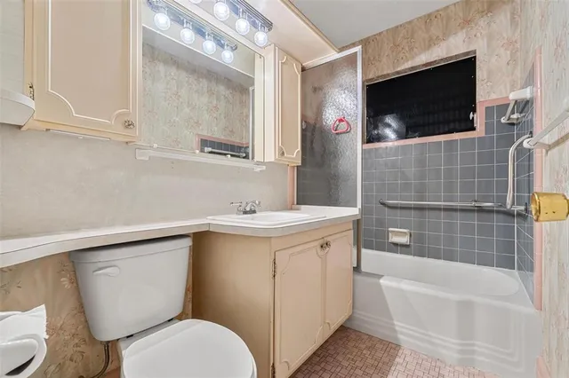 $349,000 | 6489 34th Terrace North, St. Petersburg, FL 33710