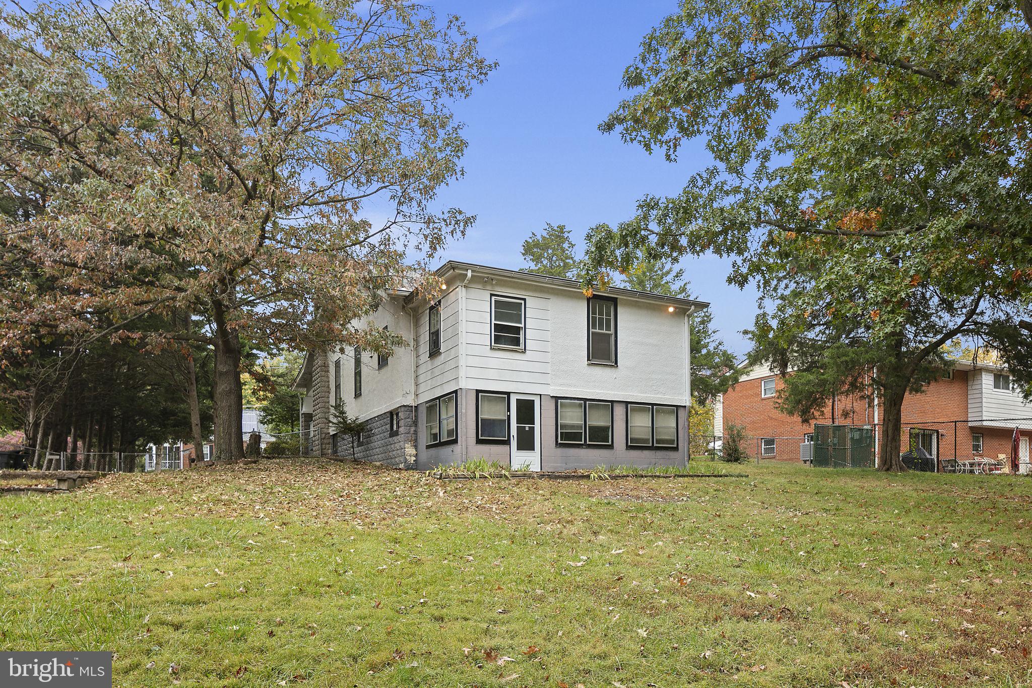 1711 Owens Road Oxon Hill, MD 20745 - Photo 9 of 37