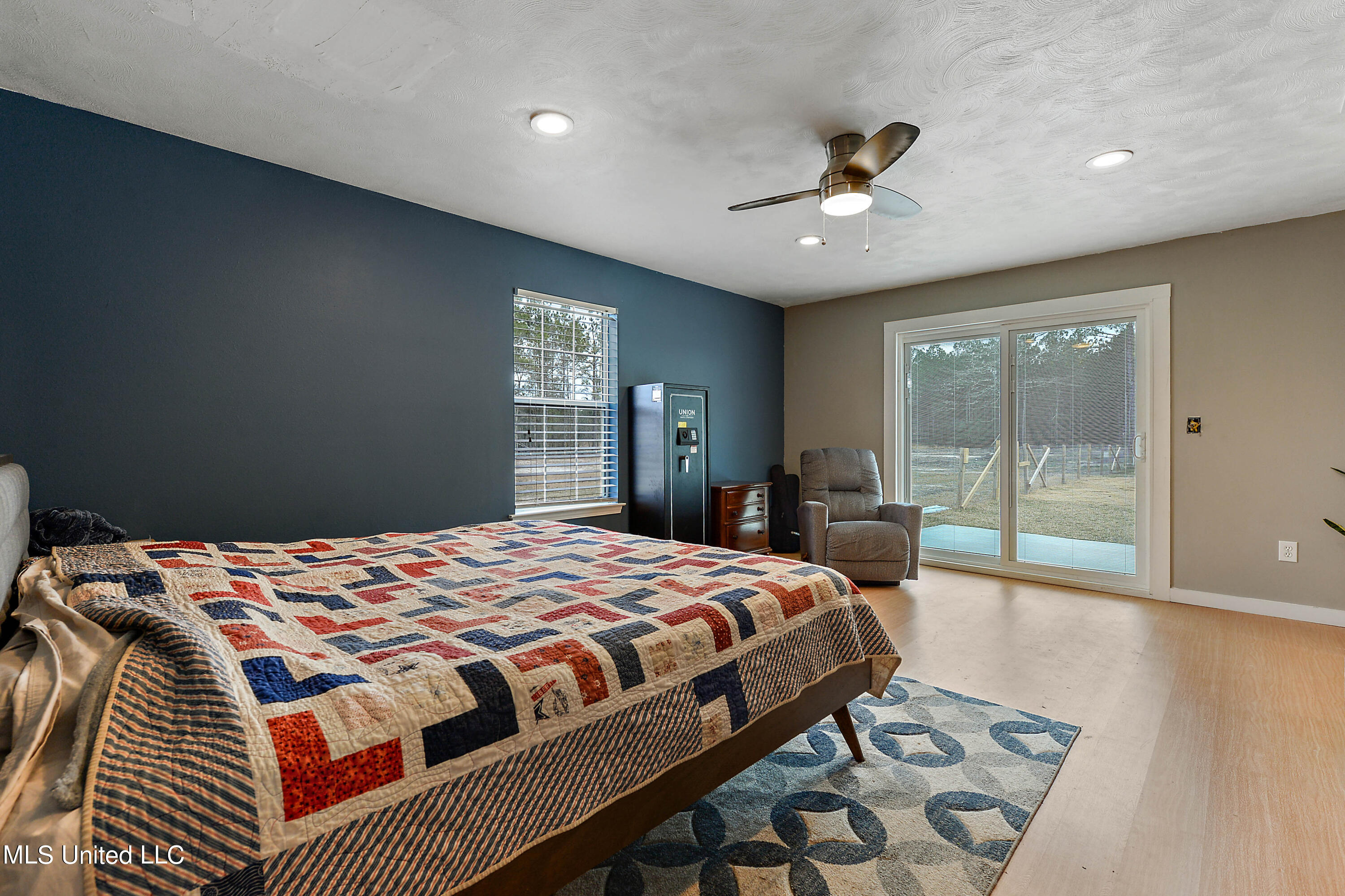 5519 Lower Bay Road Bay St. Louis, MS 39520 - Photo 12 of 38 012