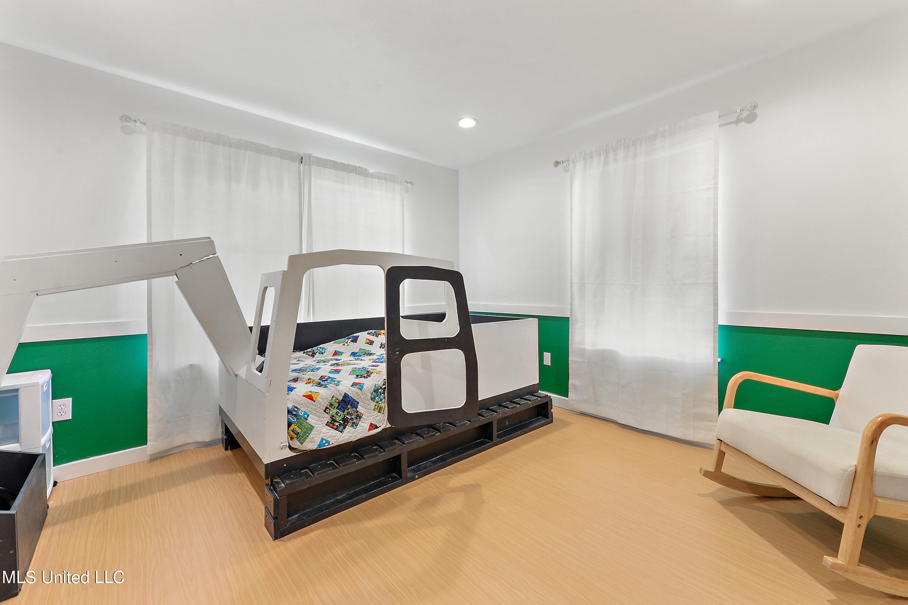 5519 Lower Bay Road Bay St. Louis, MS 39520 - Photo 16 of 38 016