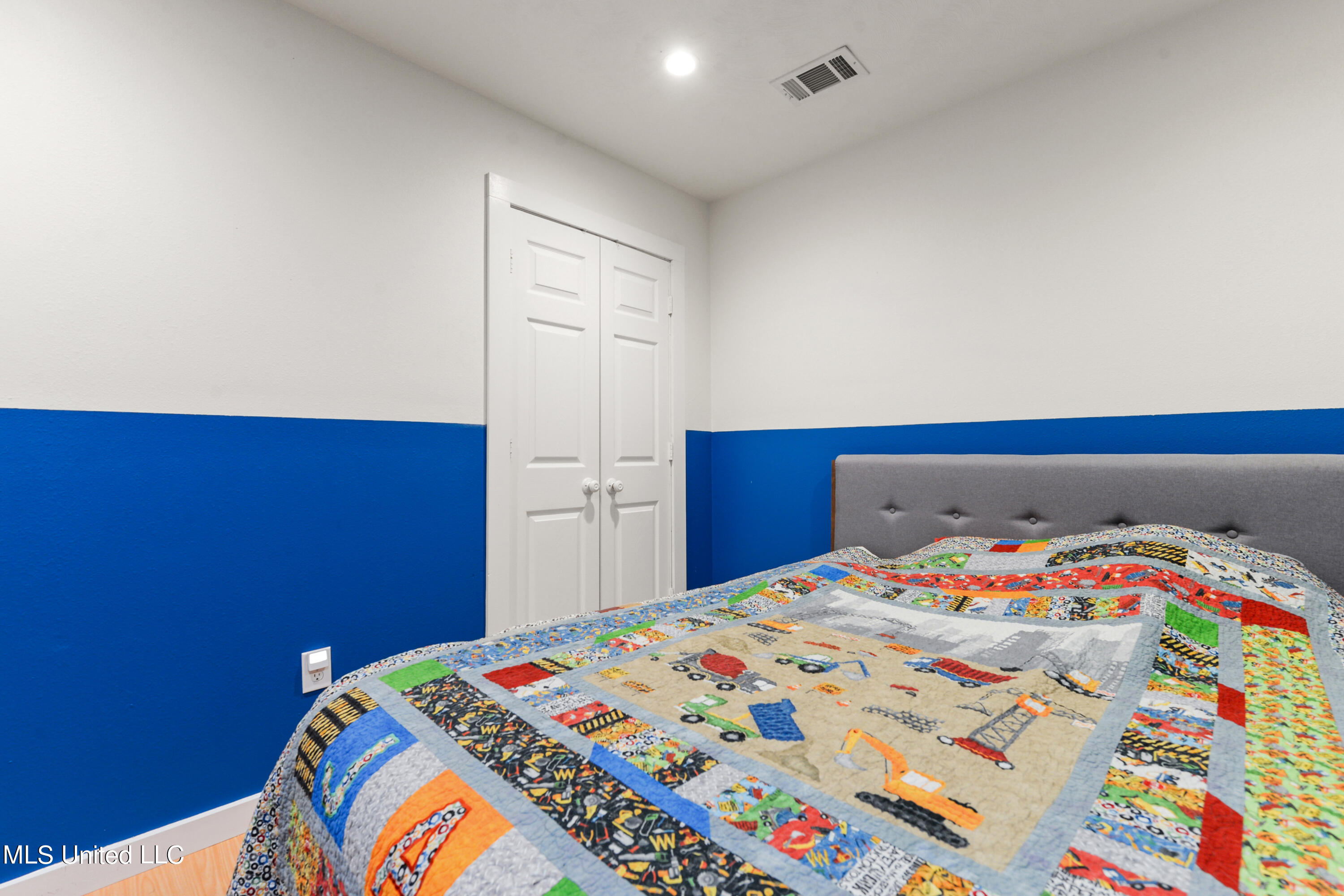 5519 Lower Bay Road Bay St. Louis, MS 39520 - Photo 19 of 38 019