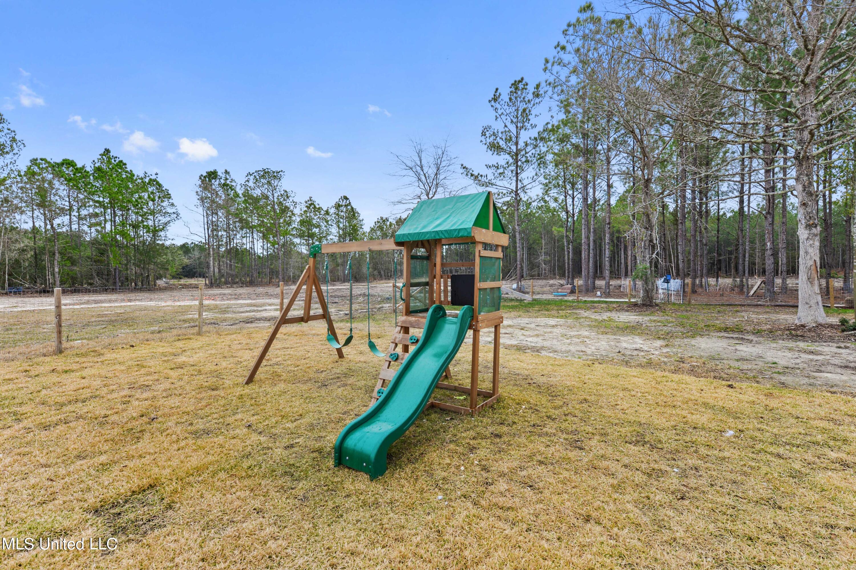 5519 Lower Bay Road Bay St. Louis, MS 39520 - Photo 28 of 38 028