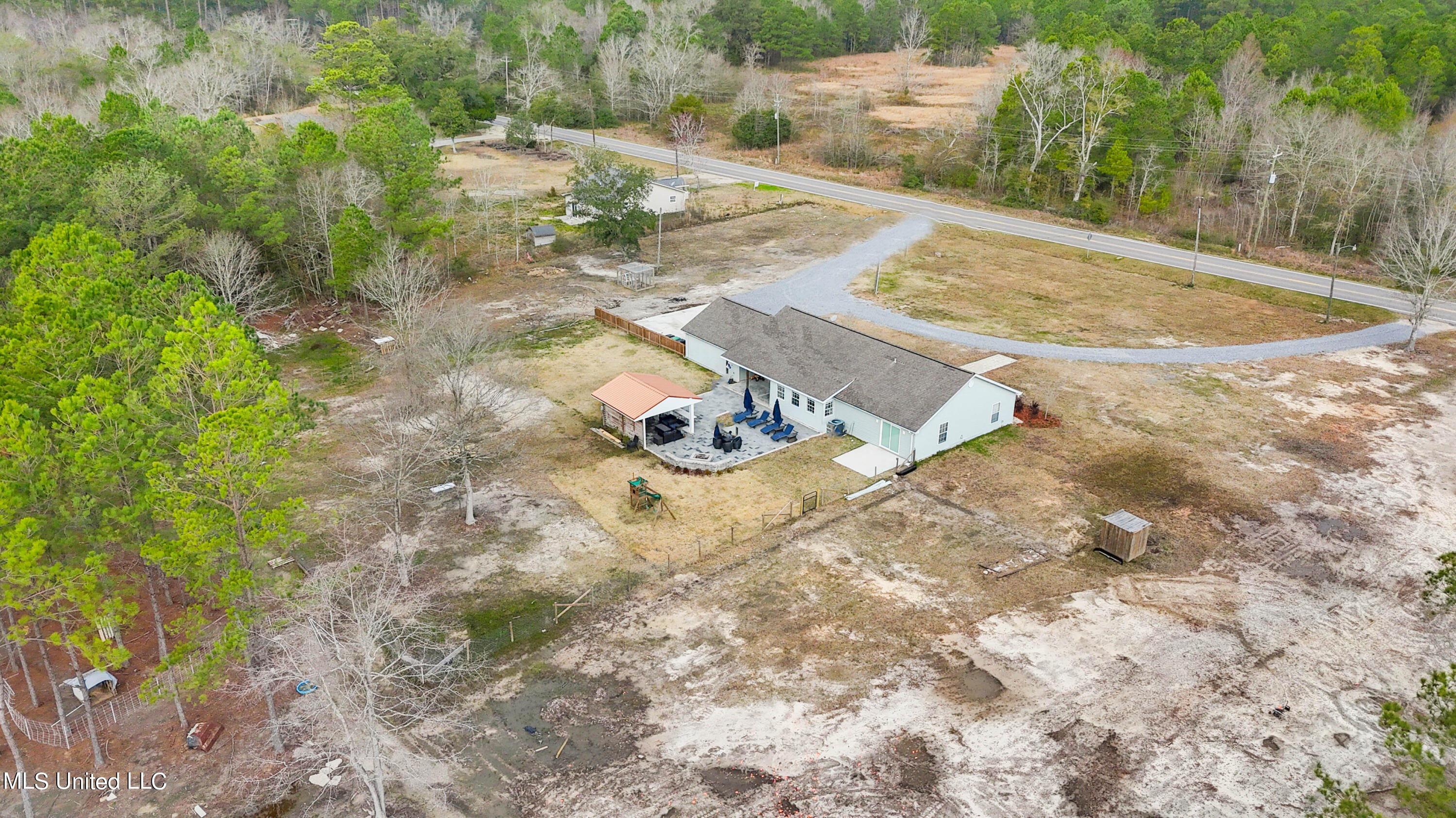 5519 Lower Bay Road Bay St. Louis, MS 39520 - Photo 34 of 38 034