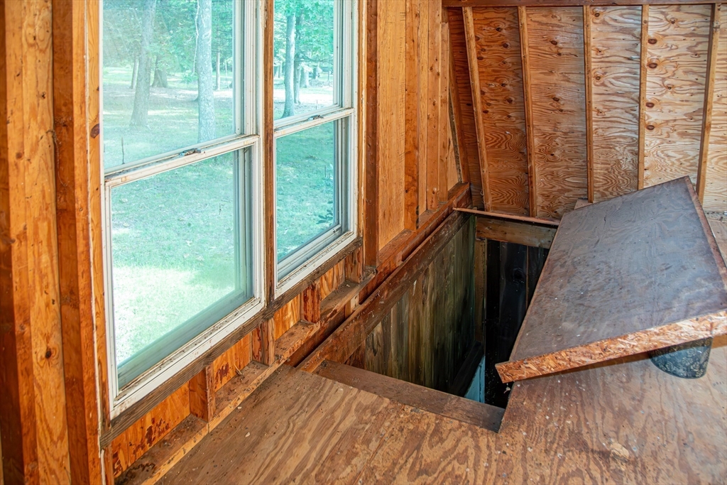 100 Lee Road Deerfield, MA 01373 - Photo 35 of 42 Gallery Image 35