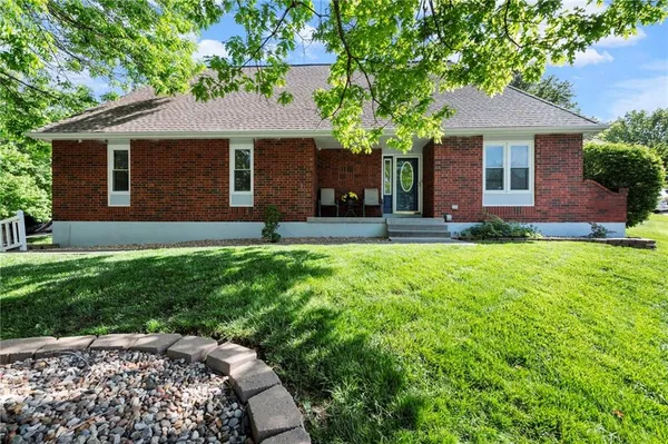 $389,000 | 5313 Mccoy Street, Kansas City, MO 64133