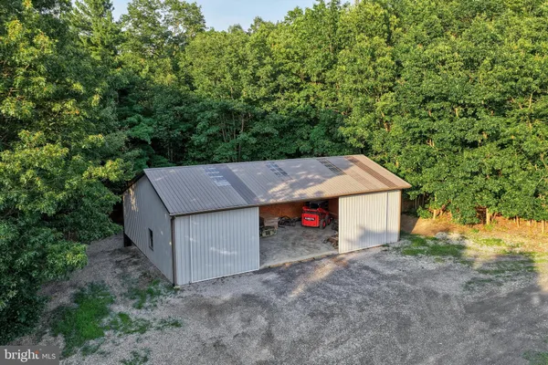 a view of an outdoor space and a yard