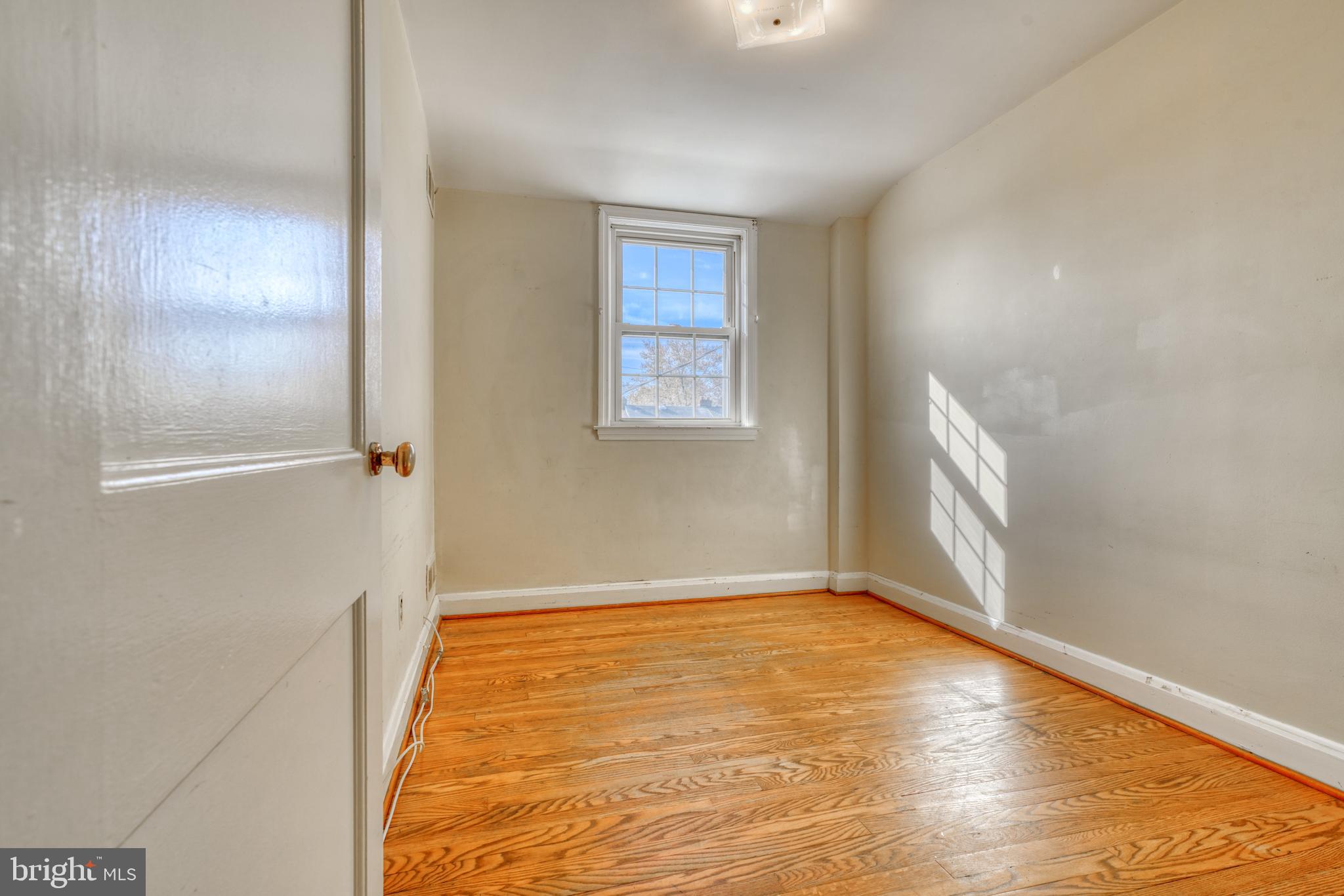 1625 Thetford Road Towson, MD 21286 - Photo 12 of 39 Gallery Image 12