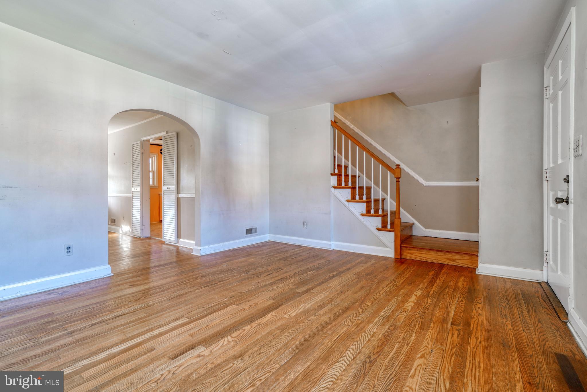 1625 Thetford Road Towson, MD 21286 - Photo 4 of 39 Gallery Image 4