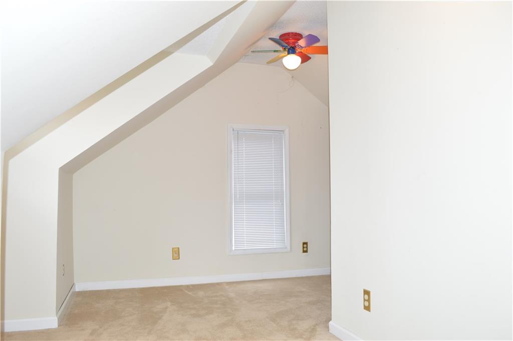 30 West Thompson Road Indianapolis, IN 46217 - Photo 17 of 31 Gallery Image 17