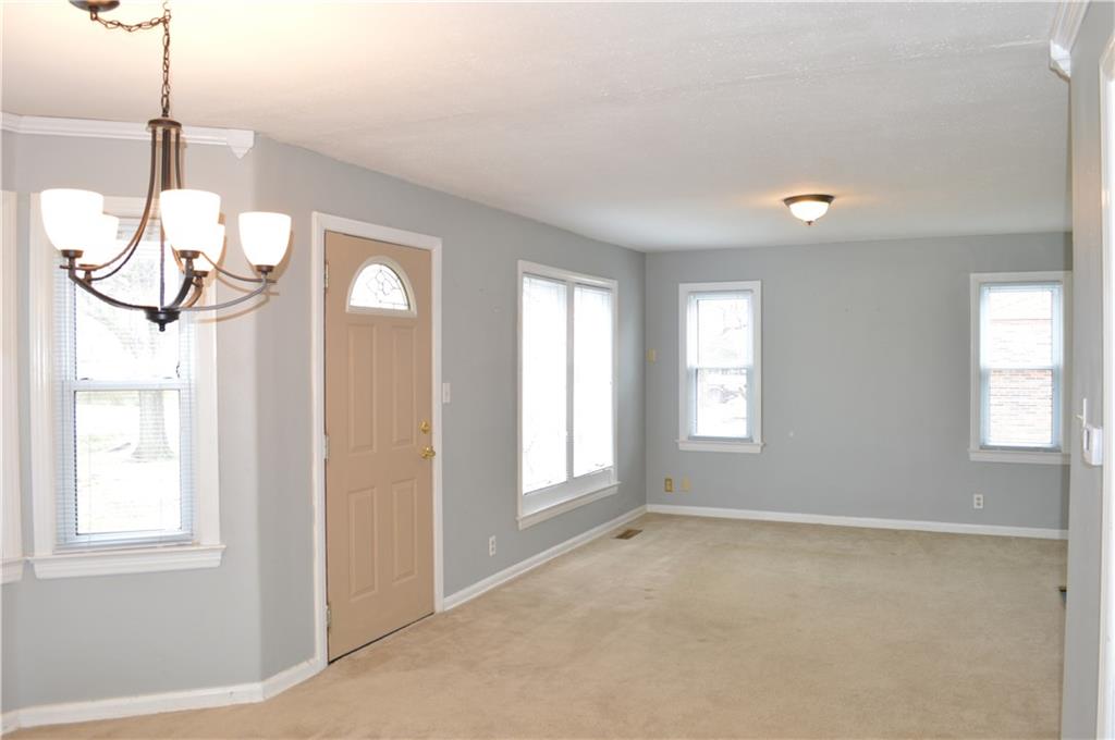 30 West Thompson Road Indianapolis, IN 46217 - Photo 3 of 31 Gallery Image 3