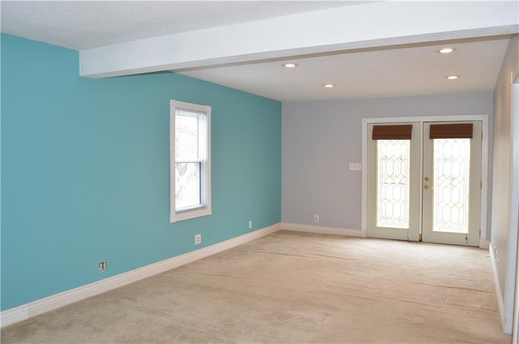 30 West Thompson Road Indianapolis, IN 46217 - Photo 10 of 31 Gallery Image 10
