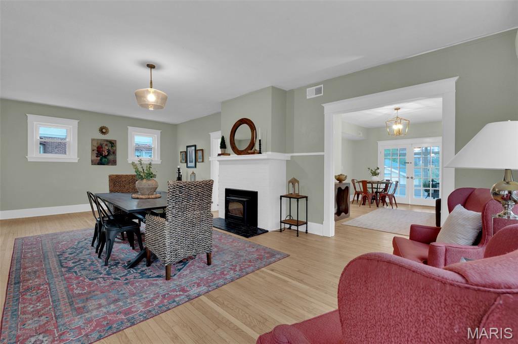 26 North Maple Avenue Ferguson, MO 63135 - Photo 10 of 32