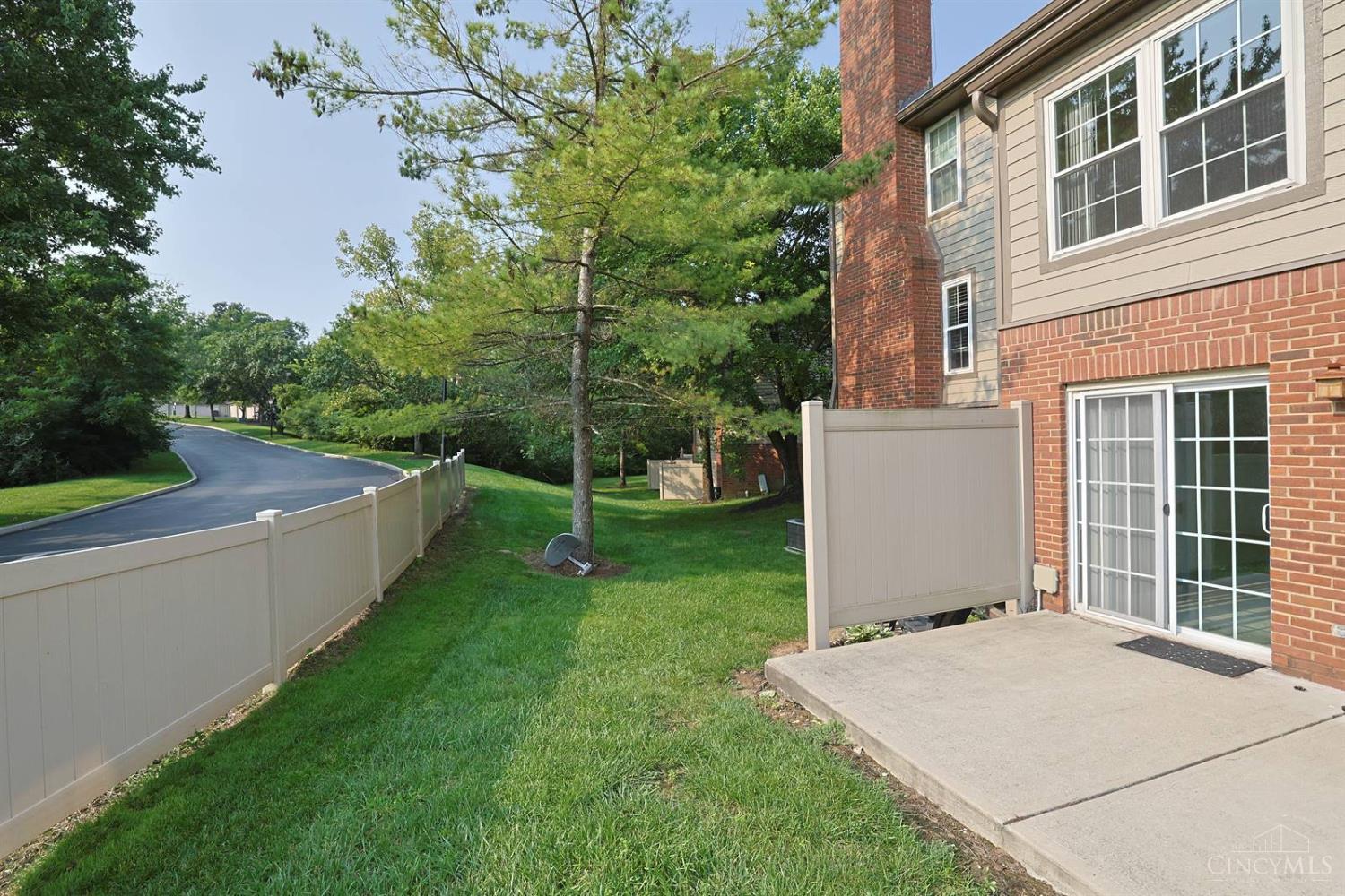 10555 Montgomery Road, Unit 35 Cincinnati, OH 45242 - Photo 24 of 30 Gallery Image 24