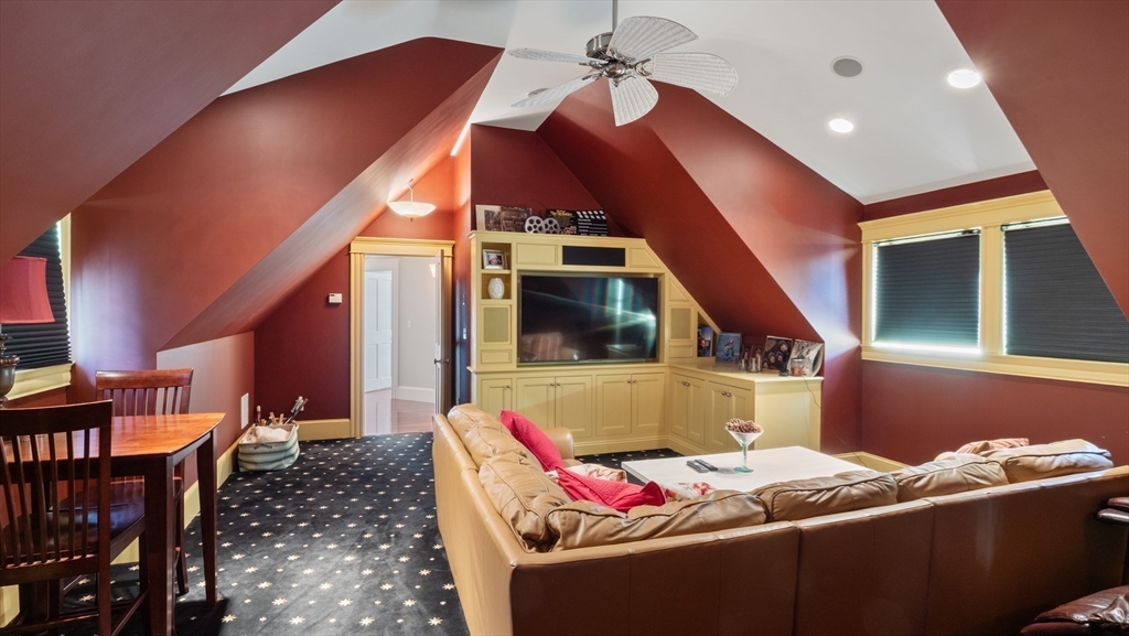 435 Main Street Amesbury, MA 01913 - Photo 32 of 42