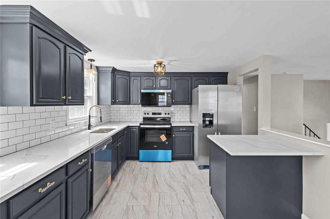 92 Star Avenue Woonsocket, RI 02895 - Photo 6 of 32