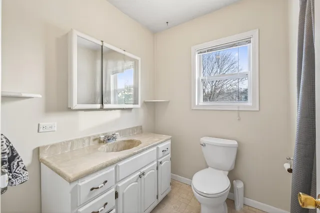 $287,000 | 32 Viking Boulevard Northwest, Cedar, MN 55011