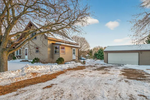 $287,000 | 32 Viking Boulevard Northwest, Cedar, MN 55011