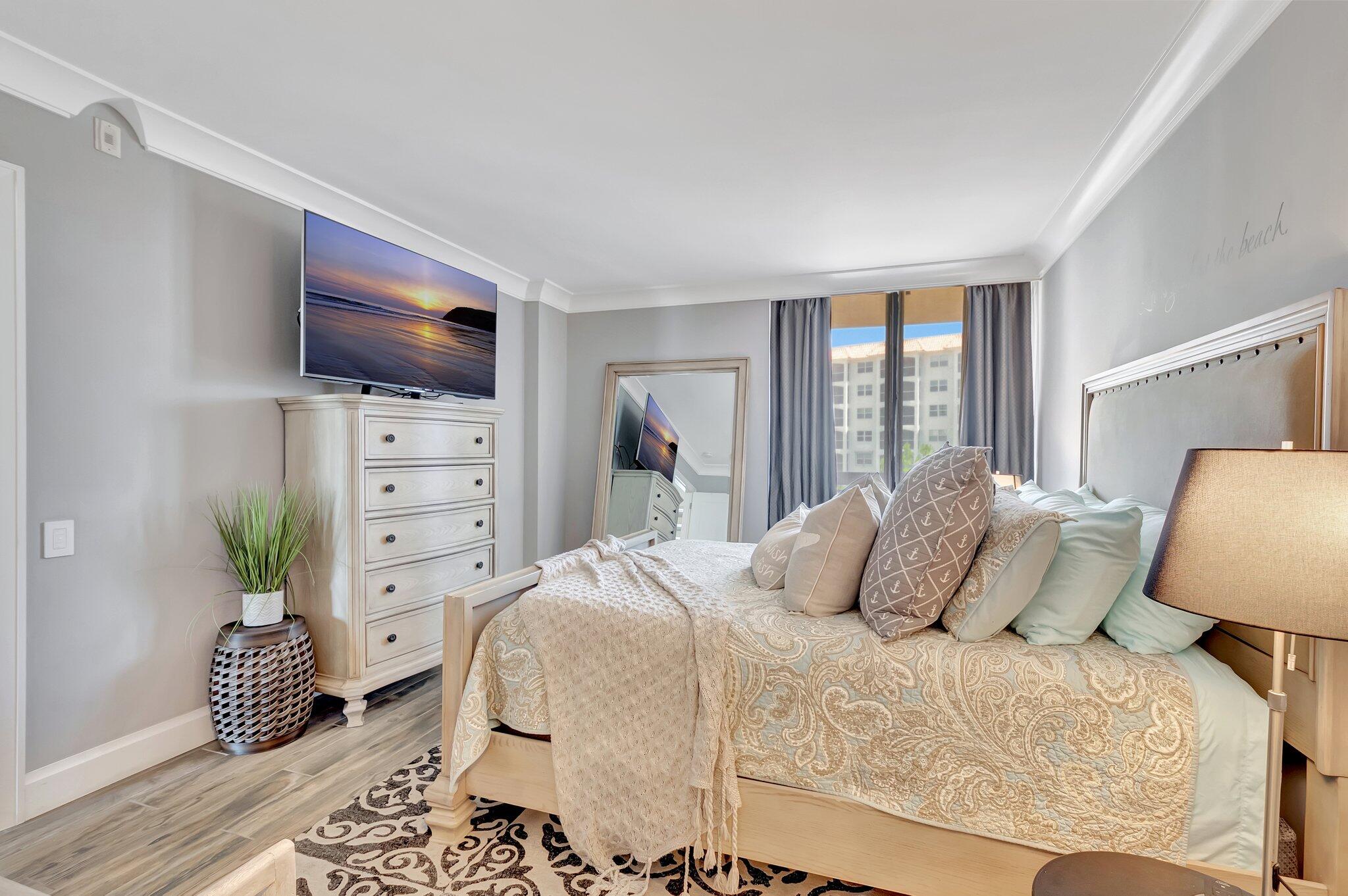 2707 North Ocean Boulevard, Unit 306D Boca Raton, FL 33431 - Photo 17 of 50 PRIMARY BEDROOM