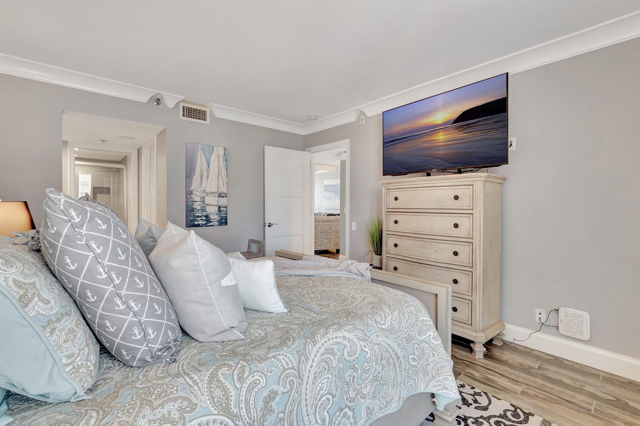 2707 North Ocean Boulevard, Unit 306D Boca Raton, FL 33431 - Photo 18 of 50 PRIMARY BEDROOM