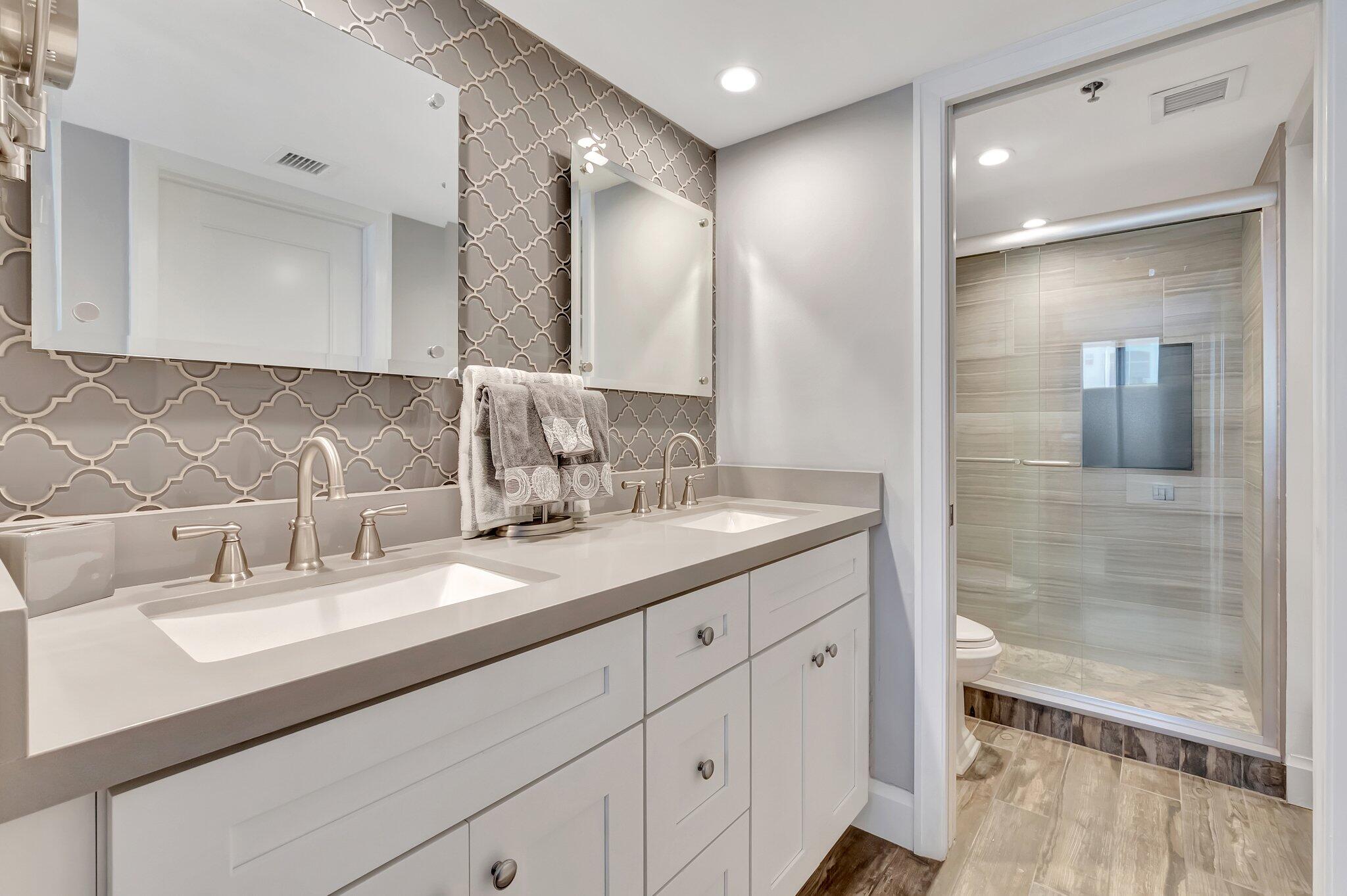 2707 North Ocean Boulevard, Unit 306D Boca Raton, FL 33431 - Photo 19 of 50 PRIMARY BATHROOM