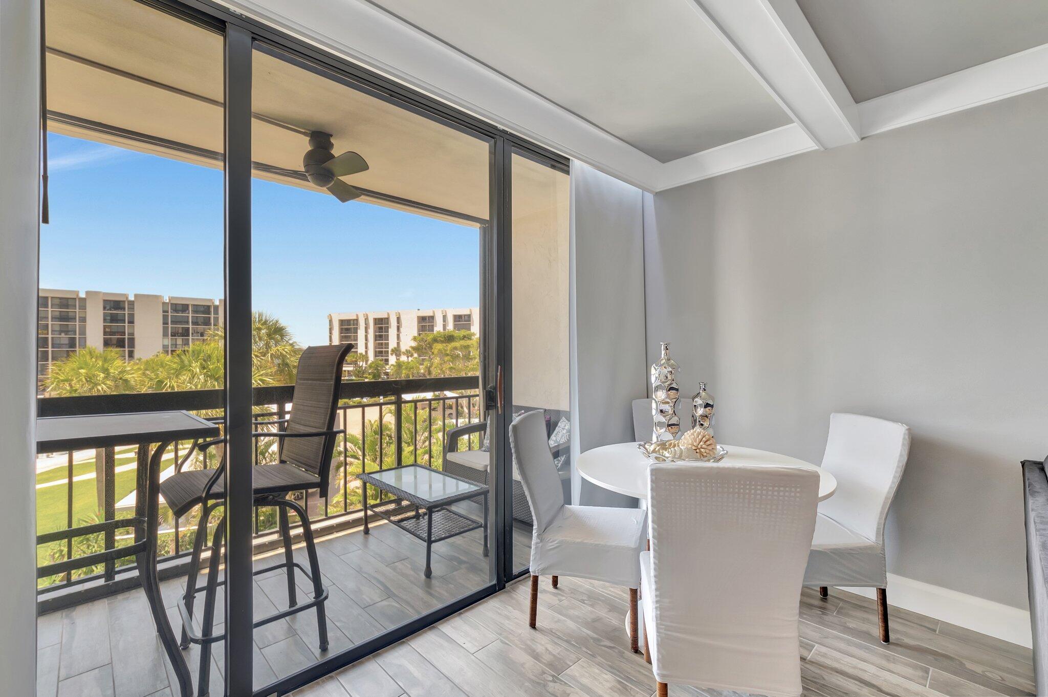 2707 North Ocean Boulevard, Unit 306D Boca Raton, FL 33431 - Photo 26 of 50 DINING AREA