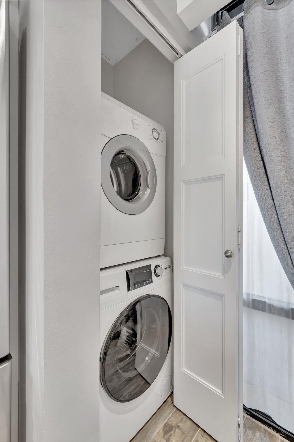 2707 North Ocean Boulevard, Unit 306D Boca Raton, FL 33431 - Photo 37 of 50 LAUNDRY