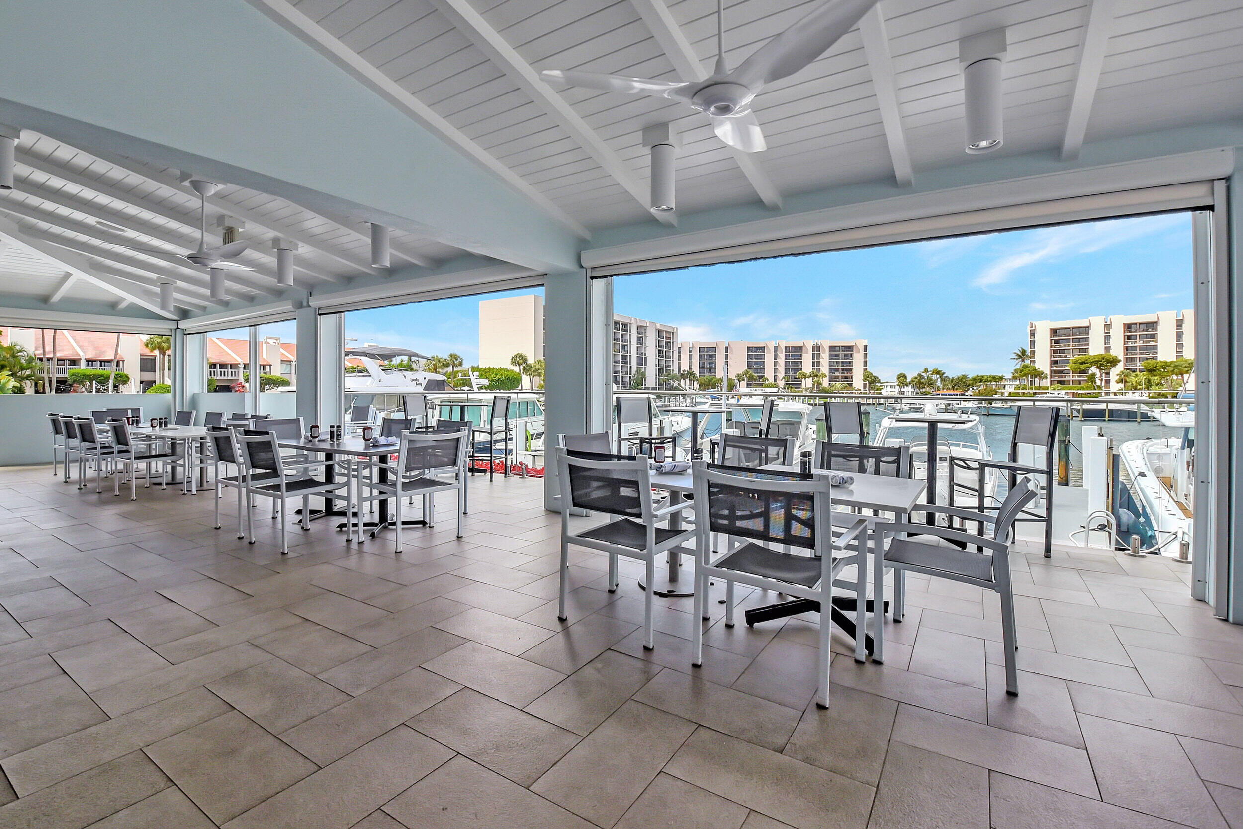 2707 North Ocean Boulevard, Unit 306D Boca Raton, FL 33431 - Photo 40 of 50 RESTAURANT