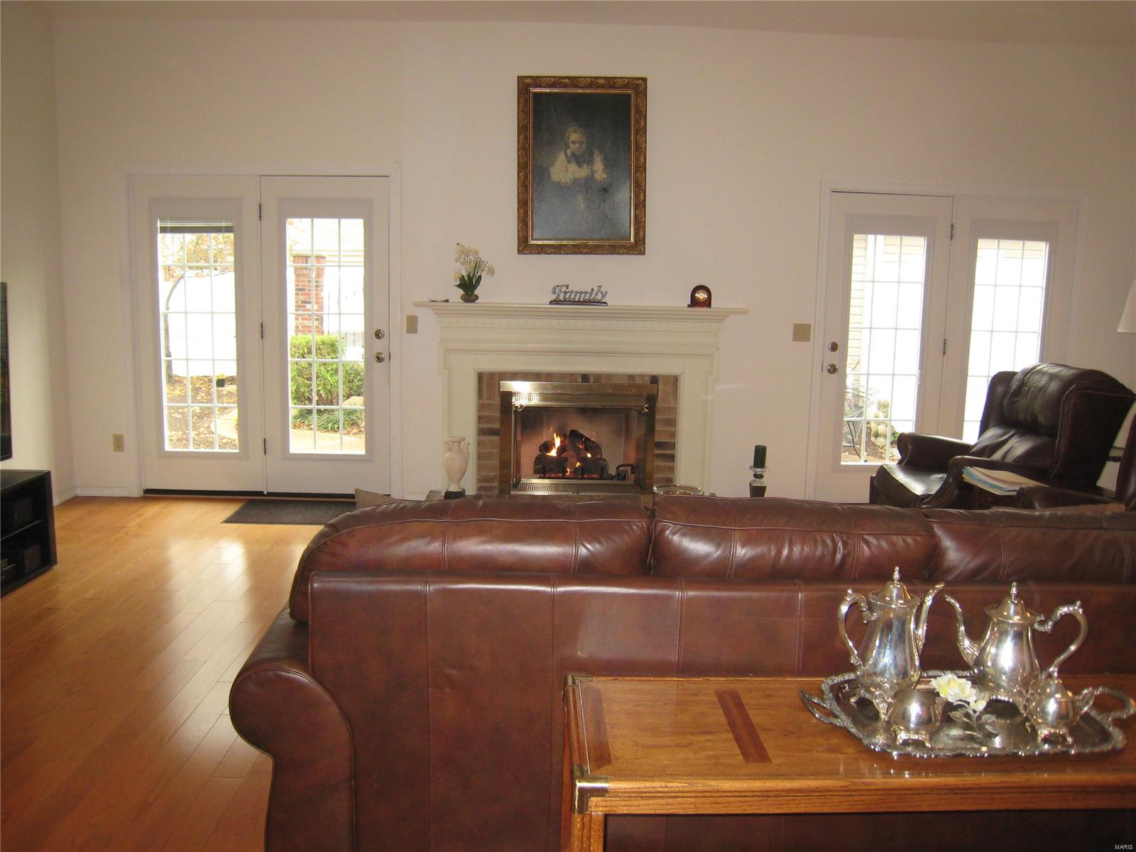 15802 Thomas Ridge Court Chesterfield, MO 63017 - Photo 6 of 15 Gallery Image 6