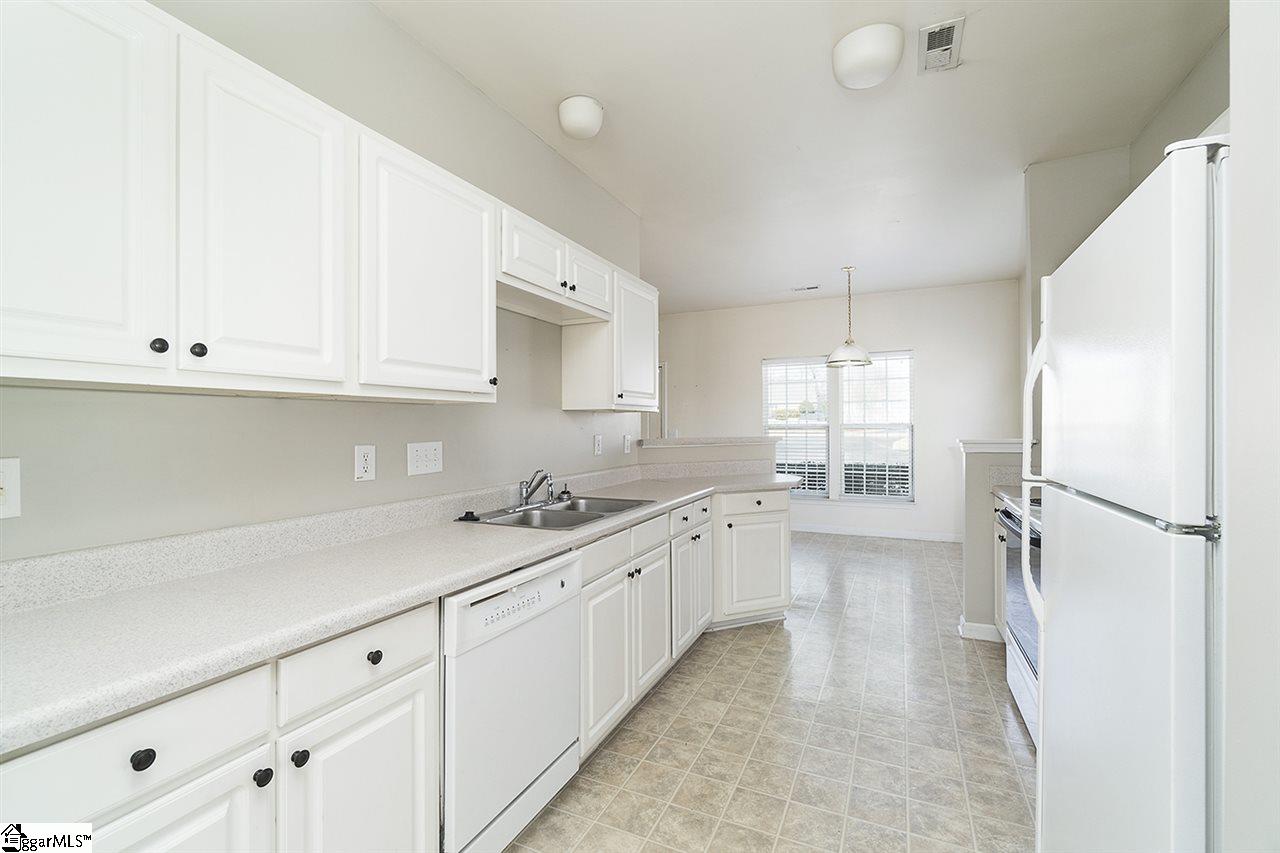 50 Spring Crossing Circle Greer, SC 29650 - Photo 5 of 18