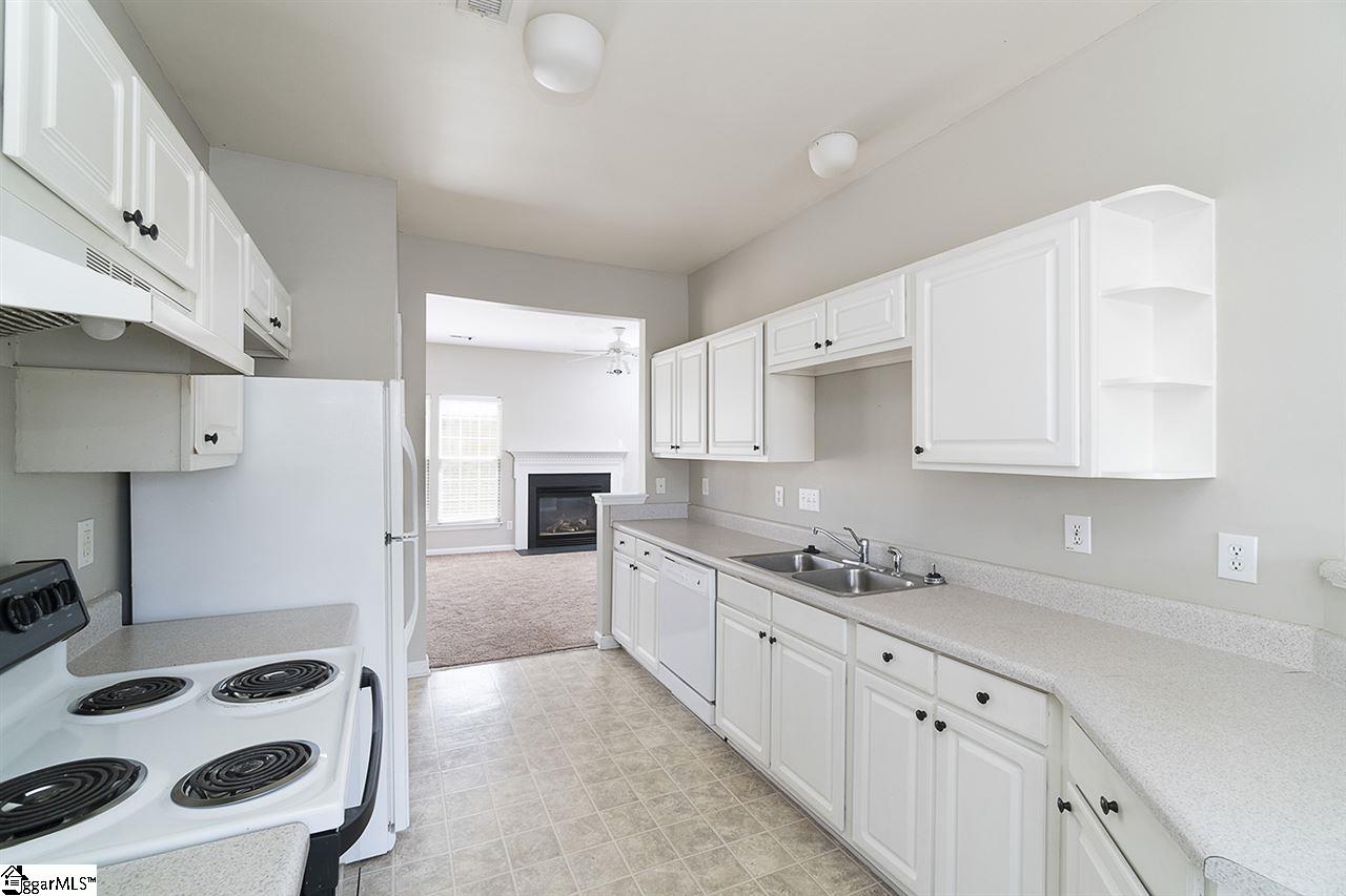 50 Spring Crossing Circle Greer, SC 29650 - Photo 6 of 18