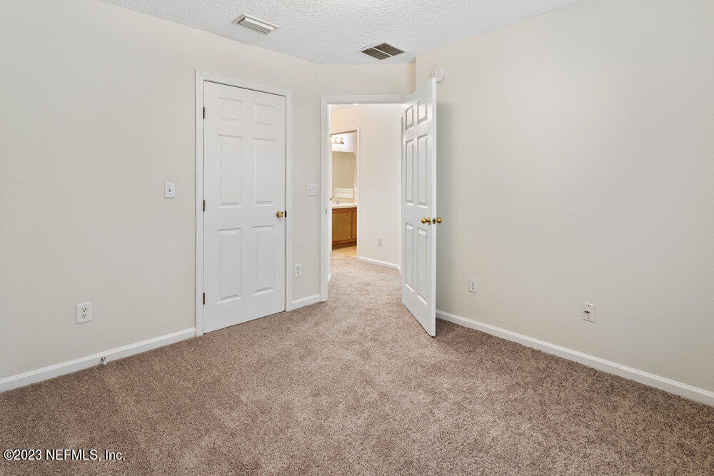 5260 Collins Road, Unit 705 Jacksonville, FL 32244 - Photo 26 of 33 027_5260_collins_rd_unit_705_27