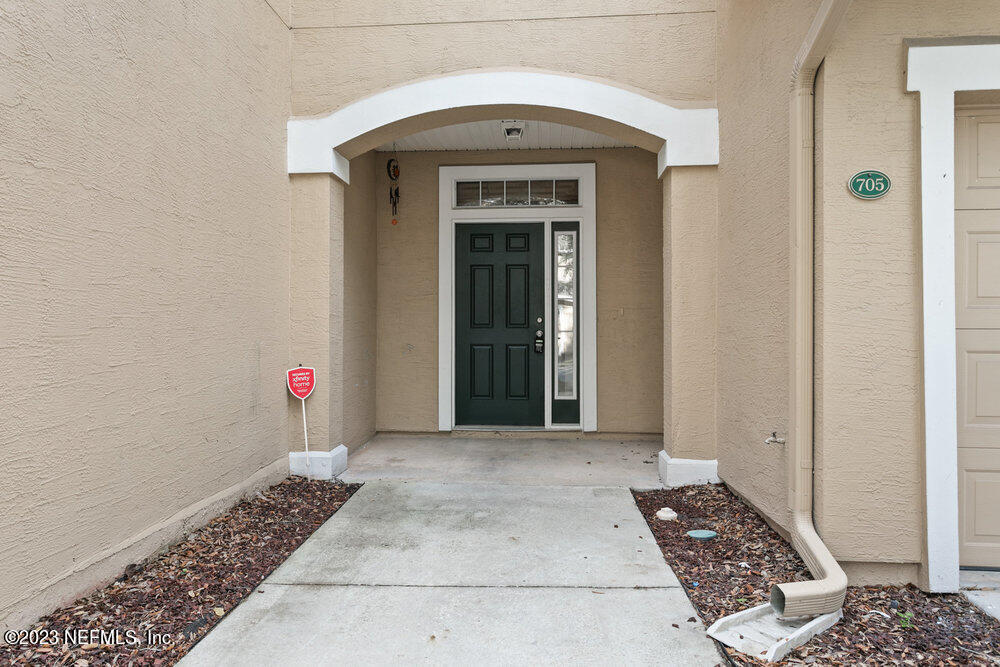 5260 Collins Road, Unit 705 Jacksonville, FL 32244 - Photo 4 of 33 004_5260_collins_rd_unit_705_4