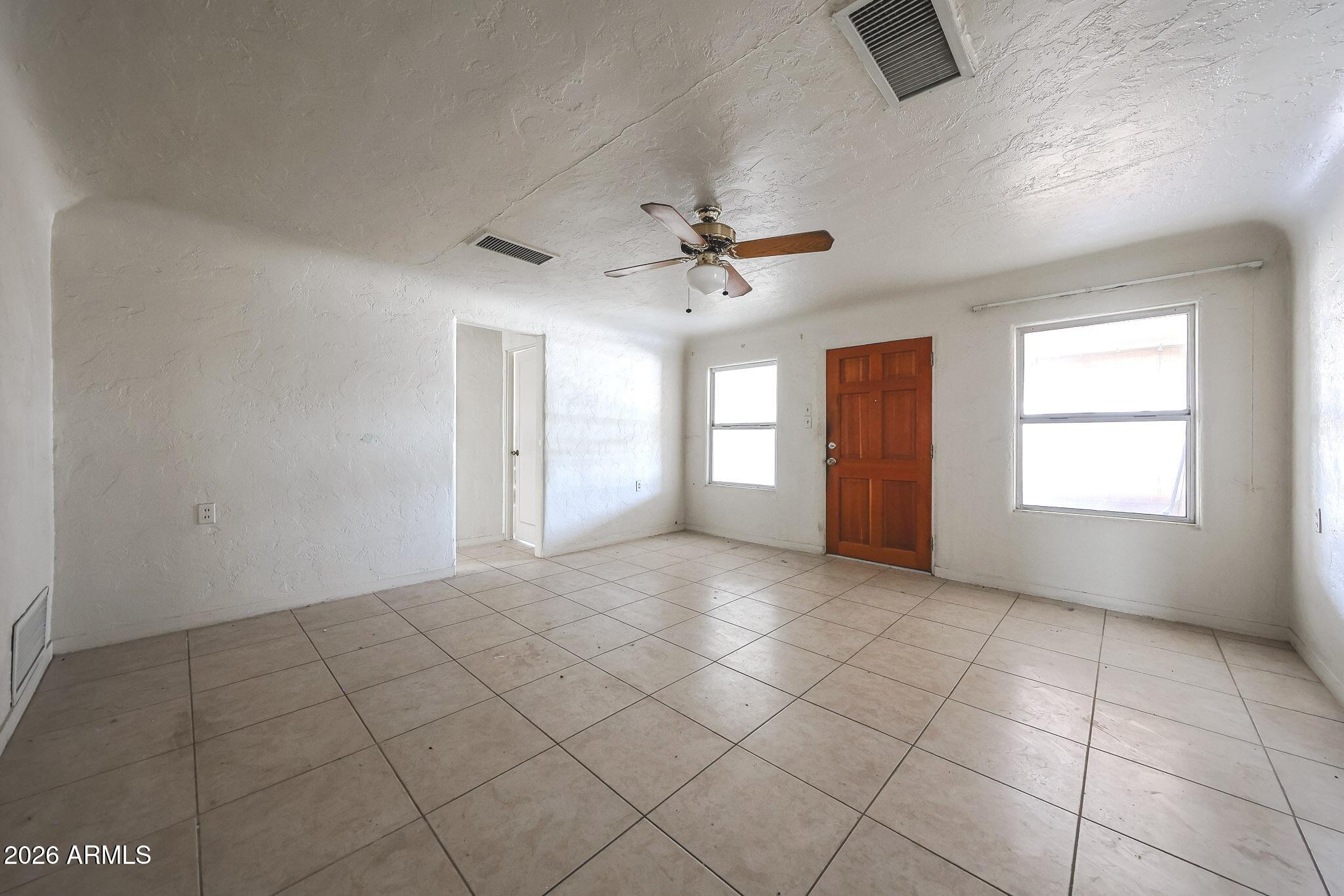 2119 West Elm Street Phoenix, AZ 85015 - Photo 11 of 50 B (7)