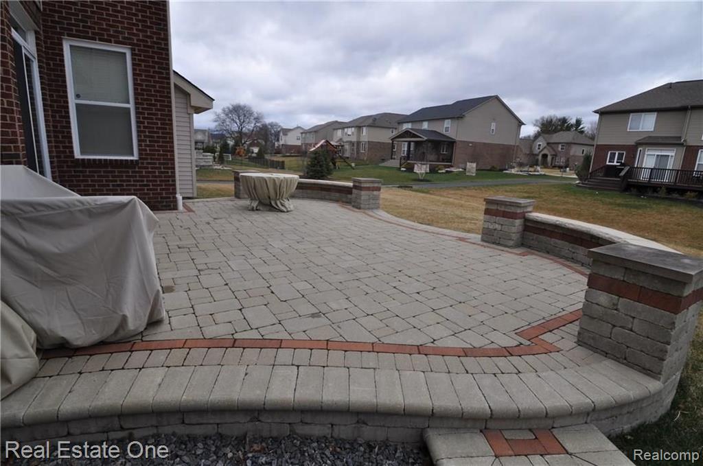 3615 Connors Drive Rochester Hills, MI 48307 - Photo 37 of 45