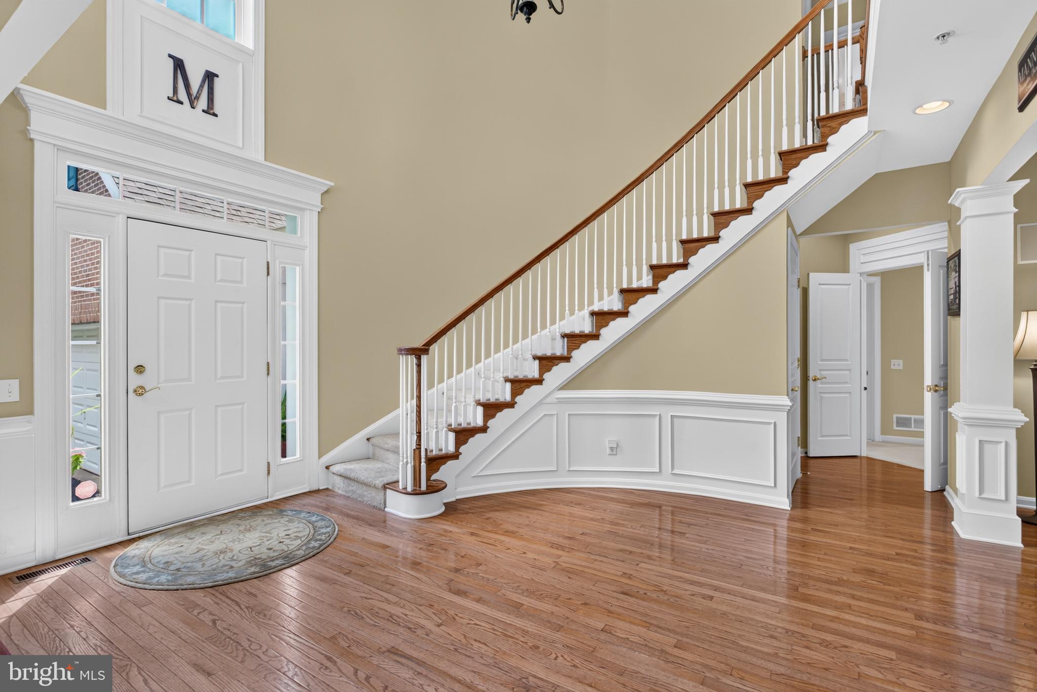 423 Merlin Road Newtown Square, PA 19073 - Photo 4 of 52 Grand Foyer
