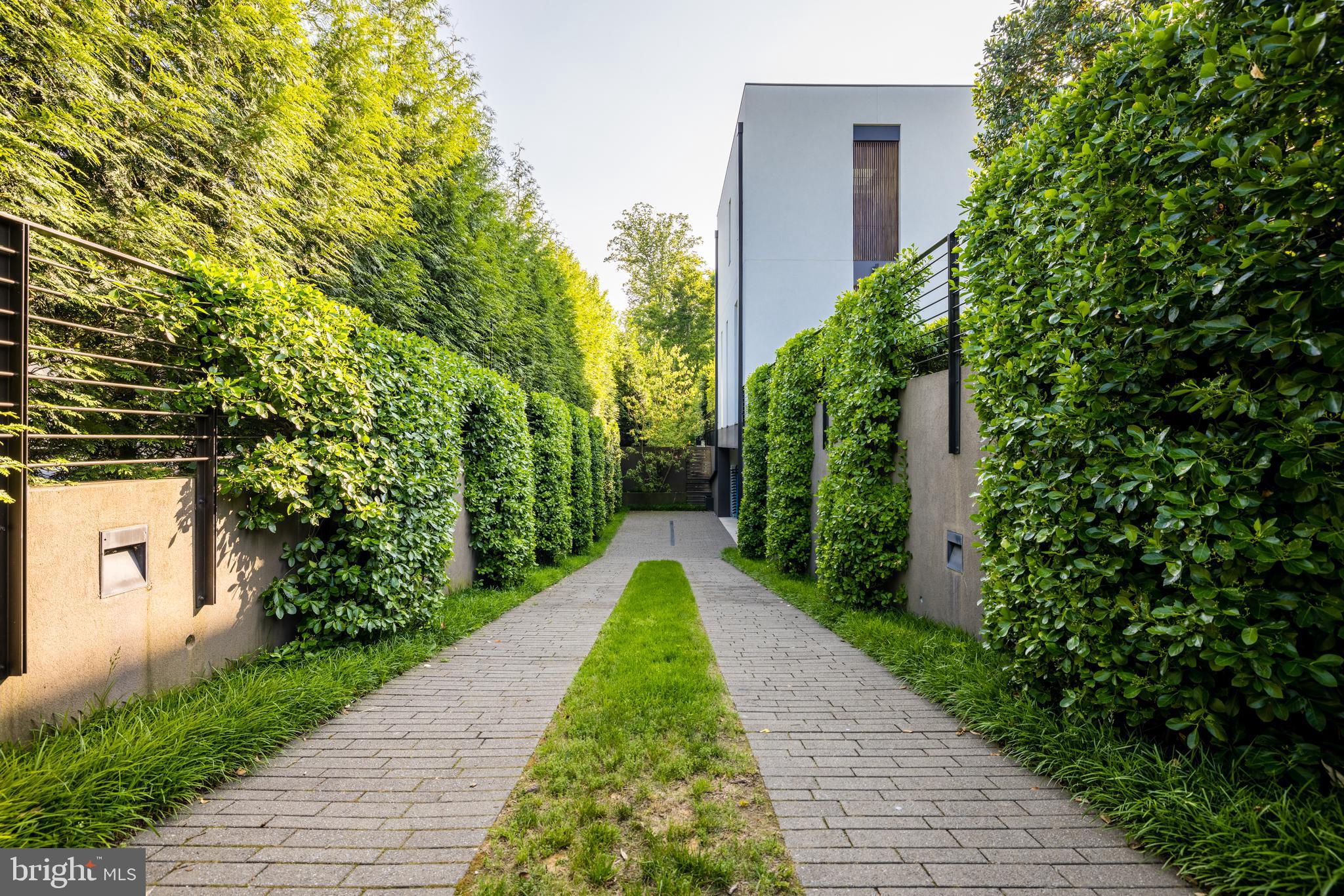 410 Chain Bridge Road McLean, VA 22101 - Photo 25 of 26 a view of a pathway with a pathway