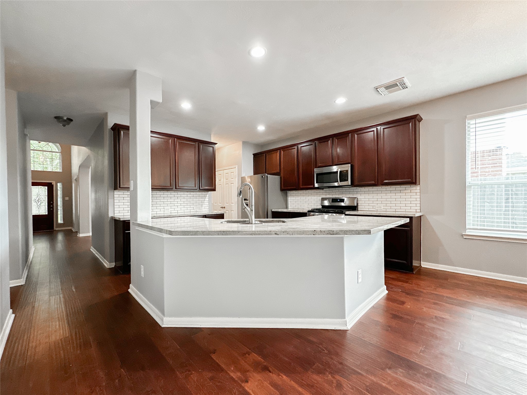 6810 Summer Bridge Lane Spring, TX 77379 - Photo 11 of 42