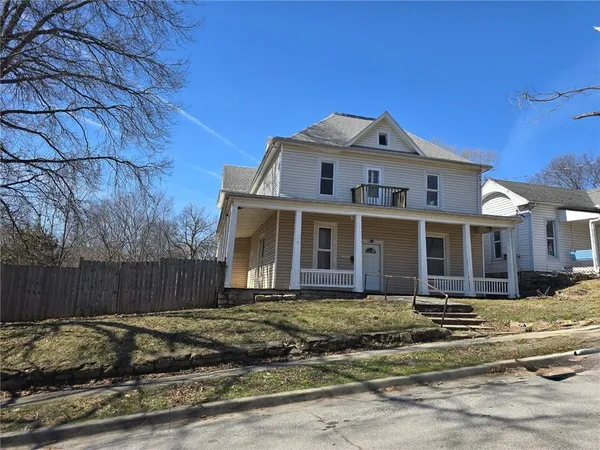 $67,500 | 715 Magnolia, Excelsior Springs, MO 64024
