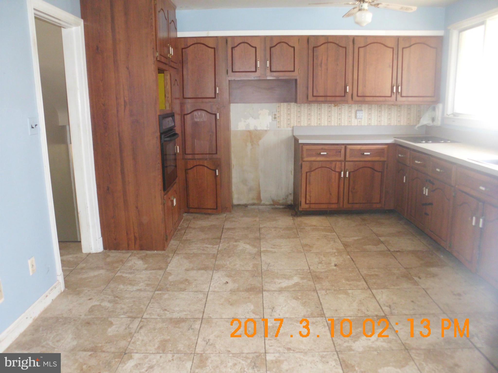 160 Randolph Road Silver Spring, MD 20904 - Photo 24 of 25 Kitchen