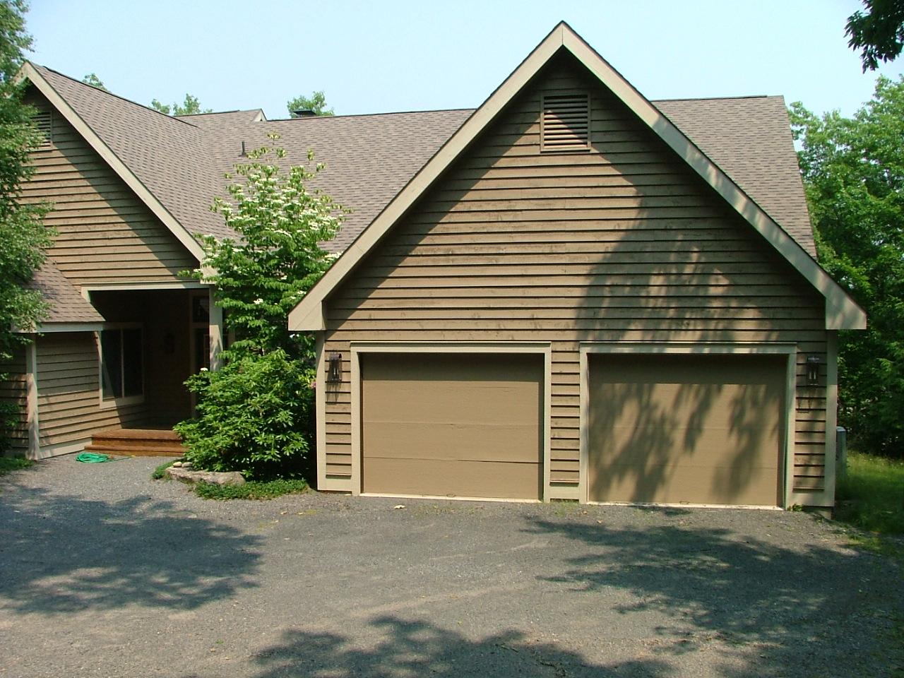 2-3 Upper Deer Valley Road Stroudsburg, PA 18360 - Photo 12 of 12 two car garage