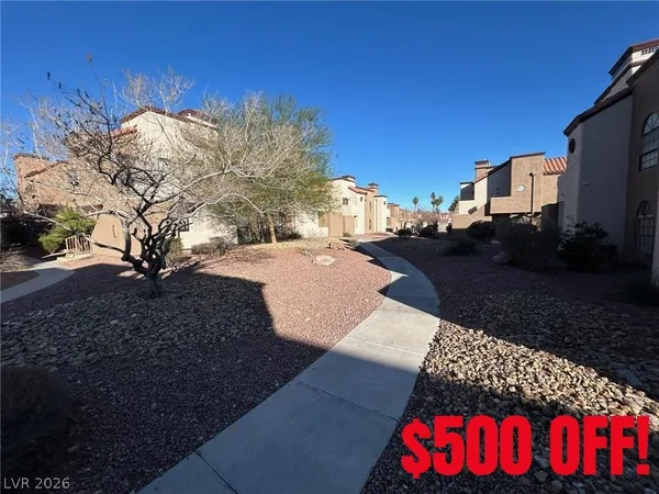 $1,025 | 2975 Juniper Hills Boulevard, Unit 204, Las Vegas, NV 89142